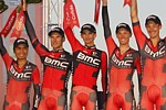 Jempy Drucker auf dem Siegerpodest nach der ersten Etappe der Vuelta a Espana